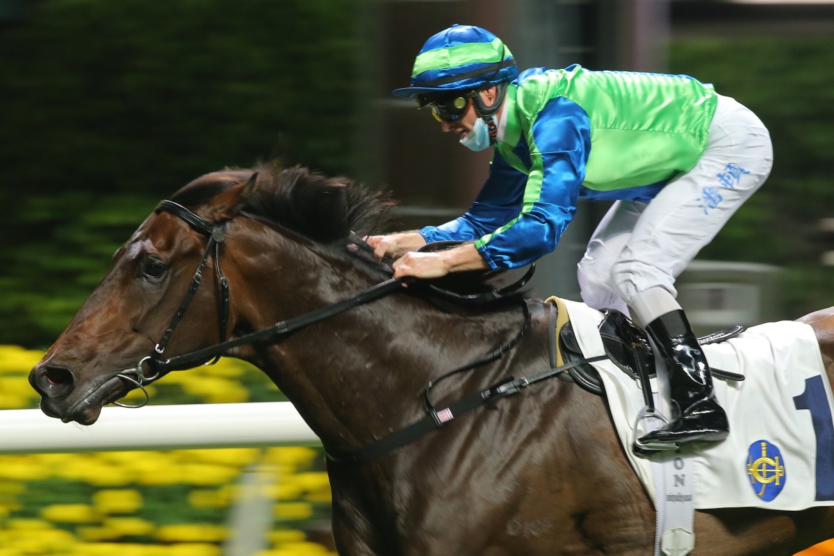 Spontaneous salutes under Zac Purton at Happy Valley last month. Photos: Kenneth Chan