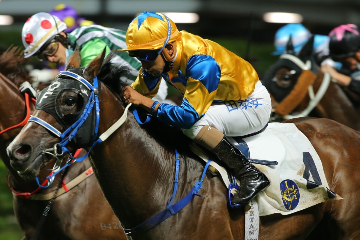 Karis Teetan salutes aboard Xiang Bai Qi on Wednesday night. Photos: Kenneth Chan