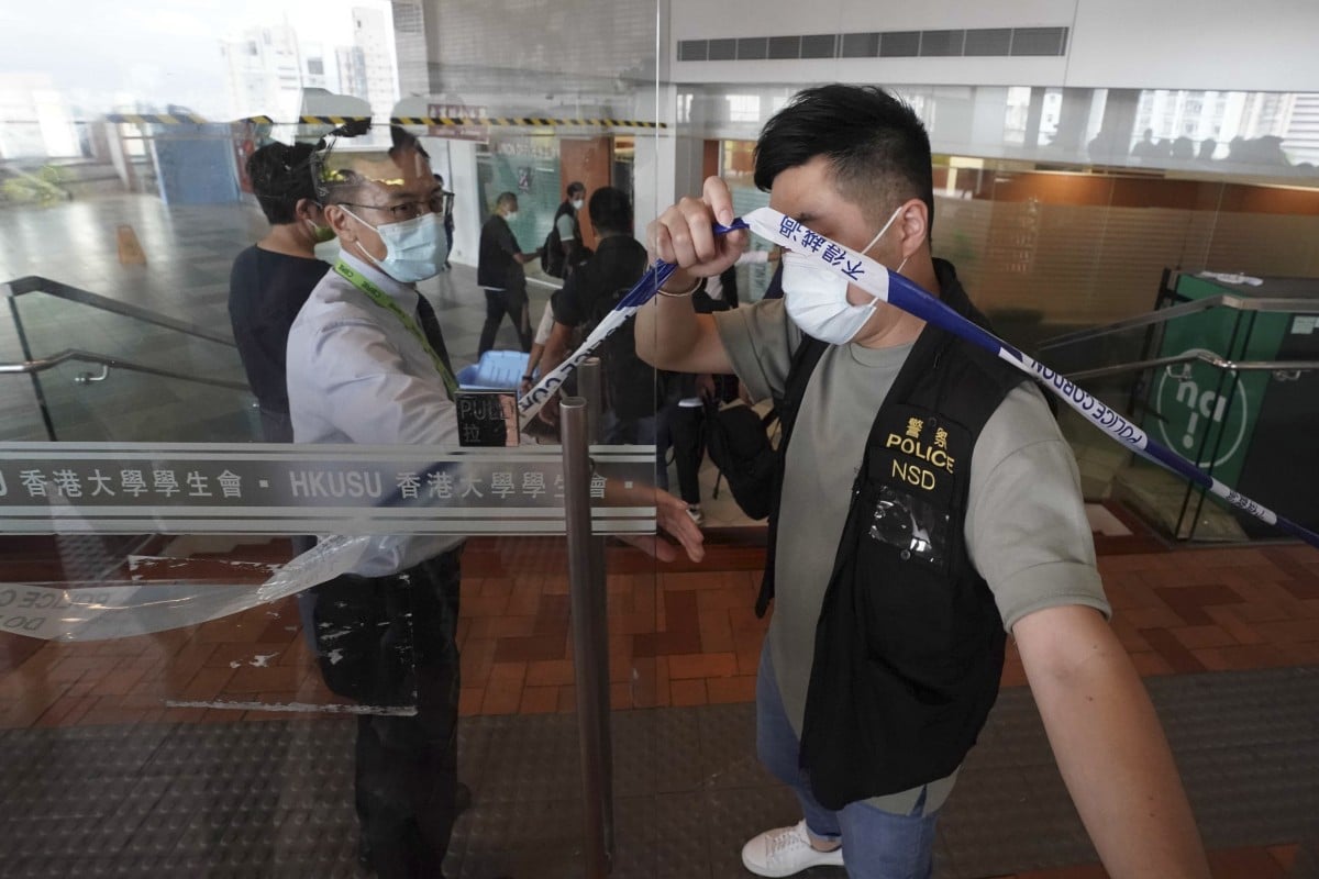 The city's national security police raided the University of Hong Kong student union office on Friday. Photo: SCMP/ Felix Wong