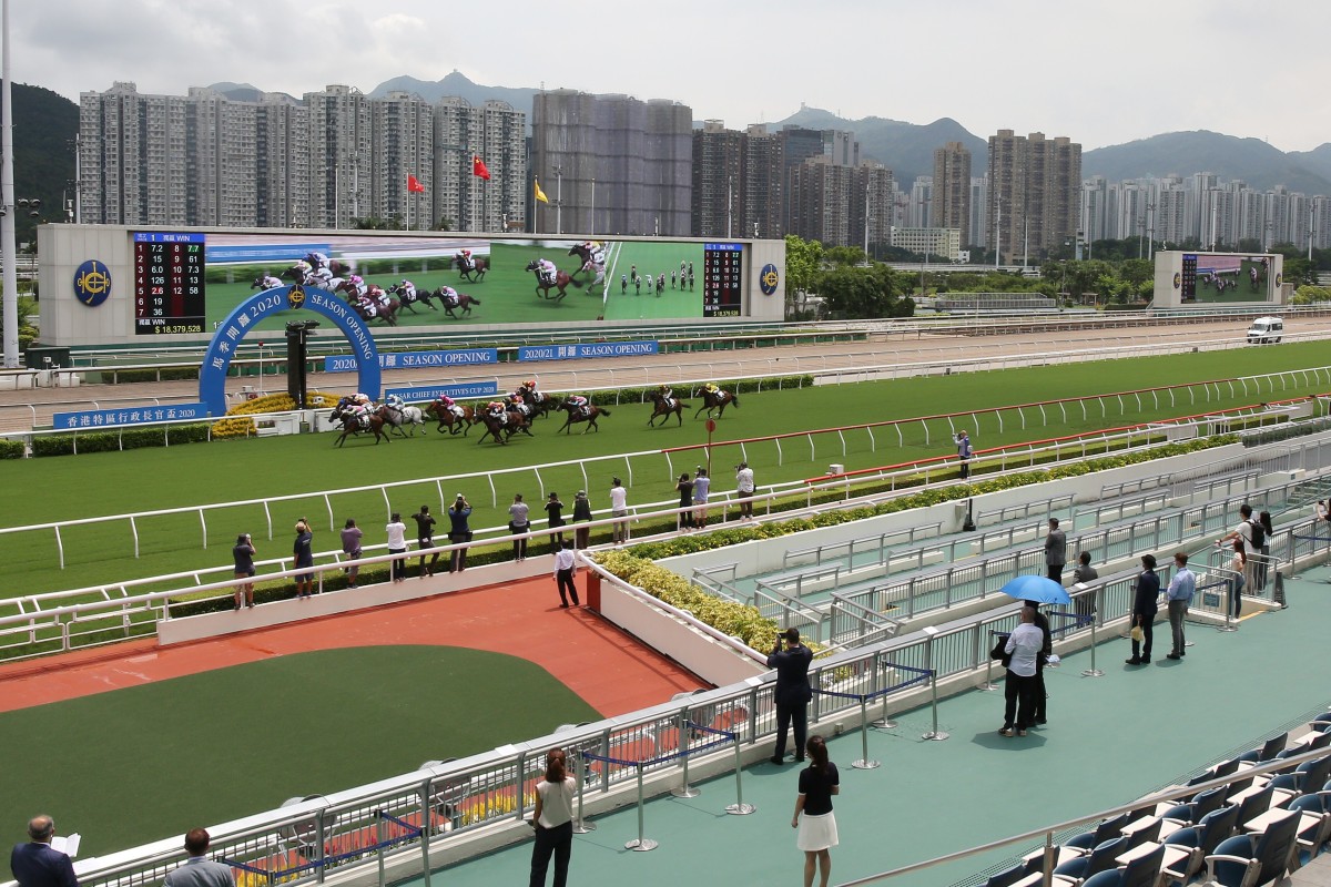 A smattering of fans look on at last season’s opening meeting at Sha Tin. Photos: Kenneth Chan