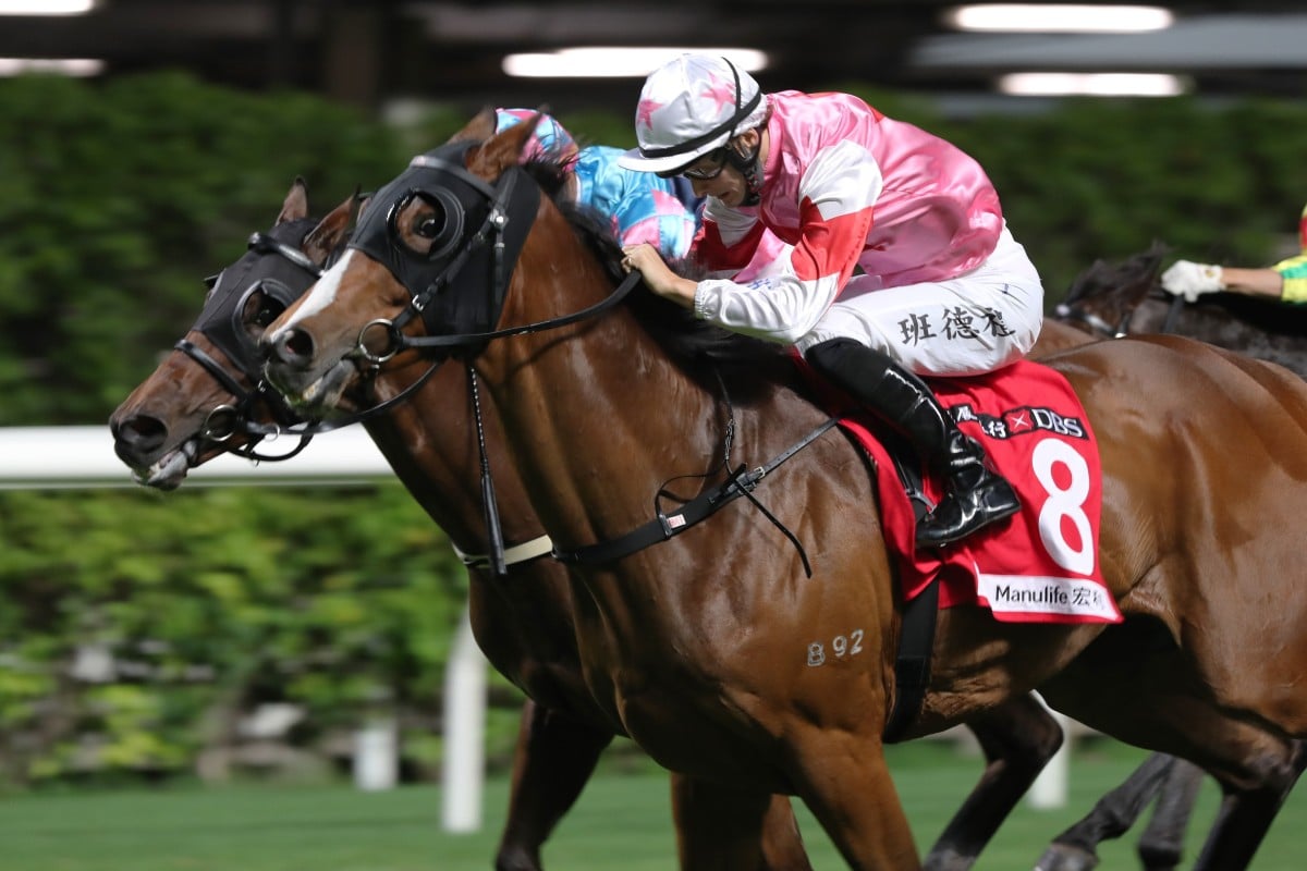 Harry Bentley drives Turin Redstar to victory at Happy Valley in September. Photos: Kenneth Chan