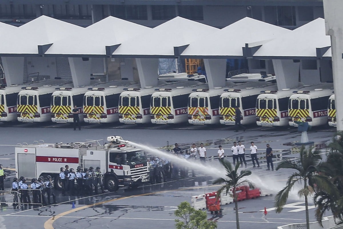 Police are weighing up whether to use the vehicles to spray liquid dye on radical protesters to make identifying suspects easier, according to a senior police insider. Photo: Edward Wong