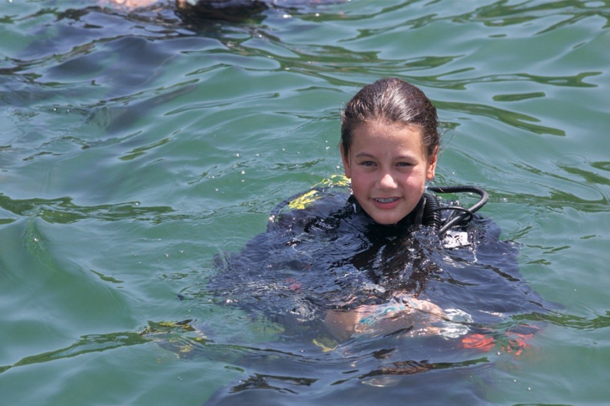 West Island School student world’s youngest Junior Master Scuba Diver YP South China