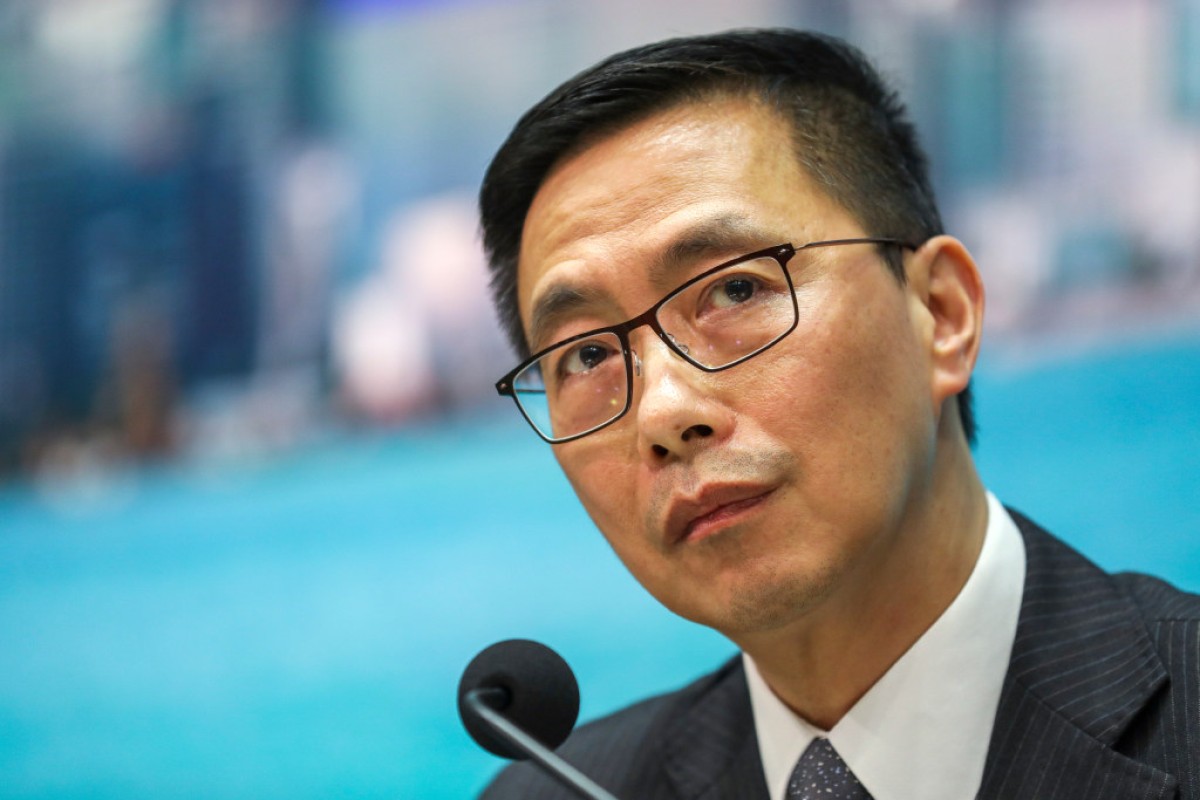 Kevin Yeung Yun-hung, Secretary for Education, said DSE exams will not be cancelled, but some of the speaking exams may be.