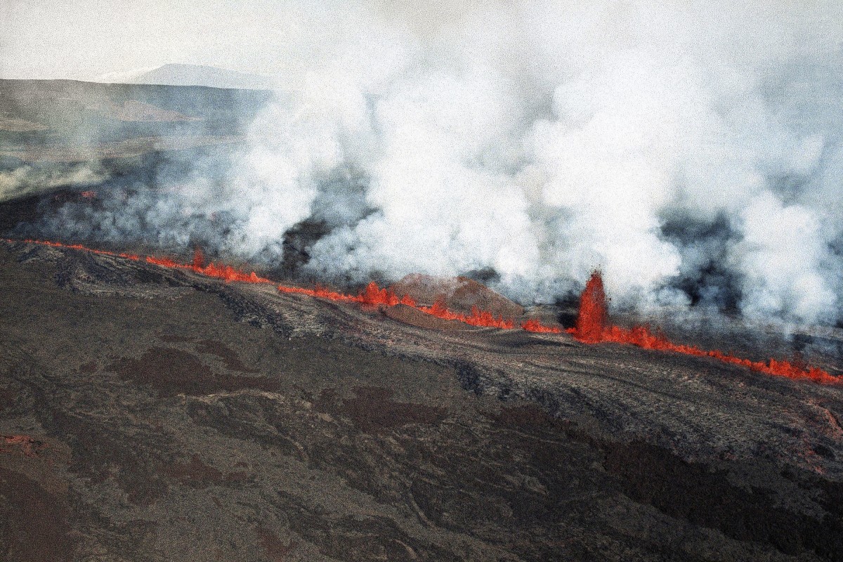 diamond head volcano erupting