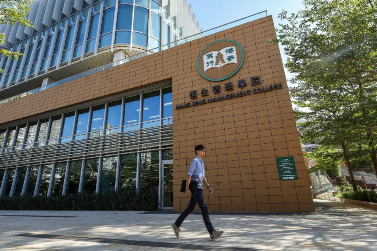 The University of Hong Kong's new applied artificial intelligence programme doesn't provide cutting-edge education.