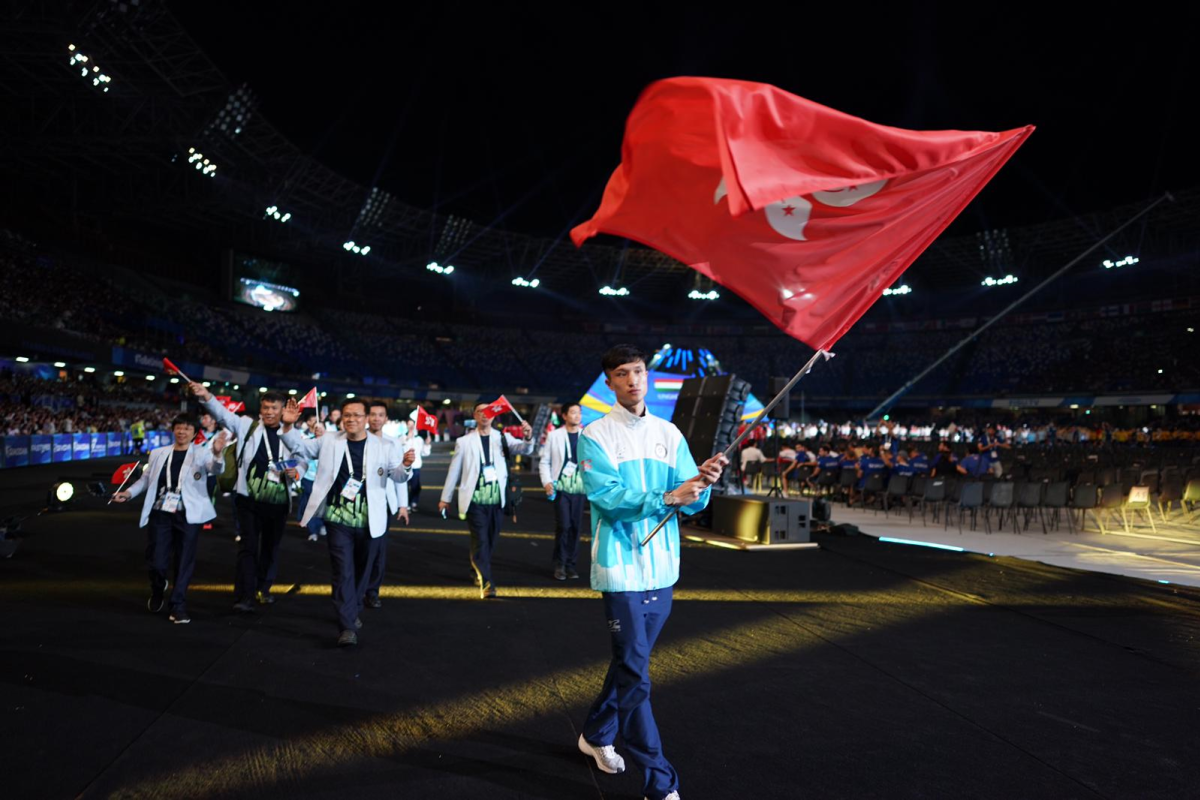 Hong Kong fencer Ryan Choi Chun-yin was the flag bearer for the city at the Opening Ceremony of the 30th Summer Universiade.