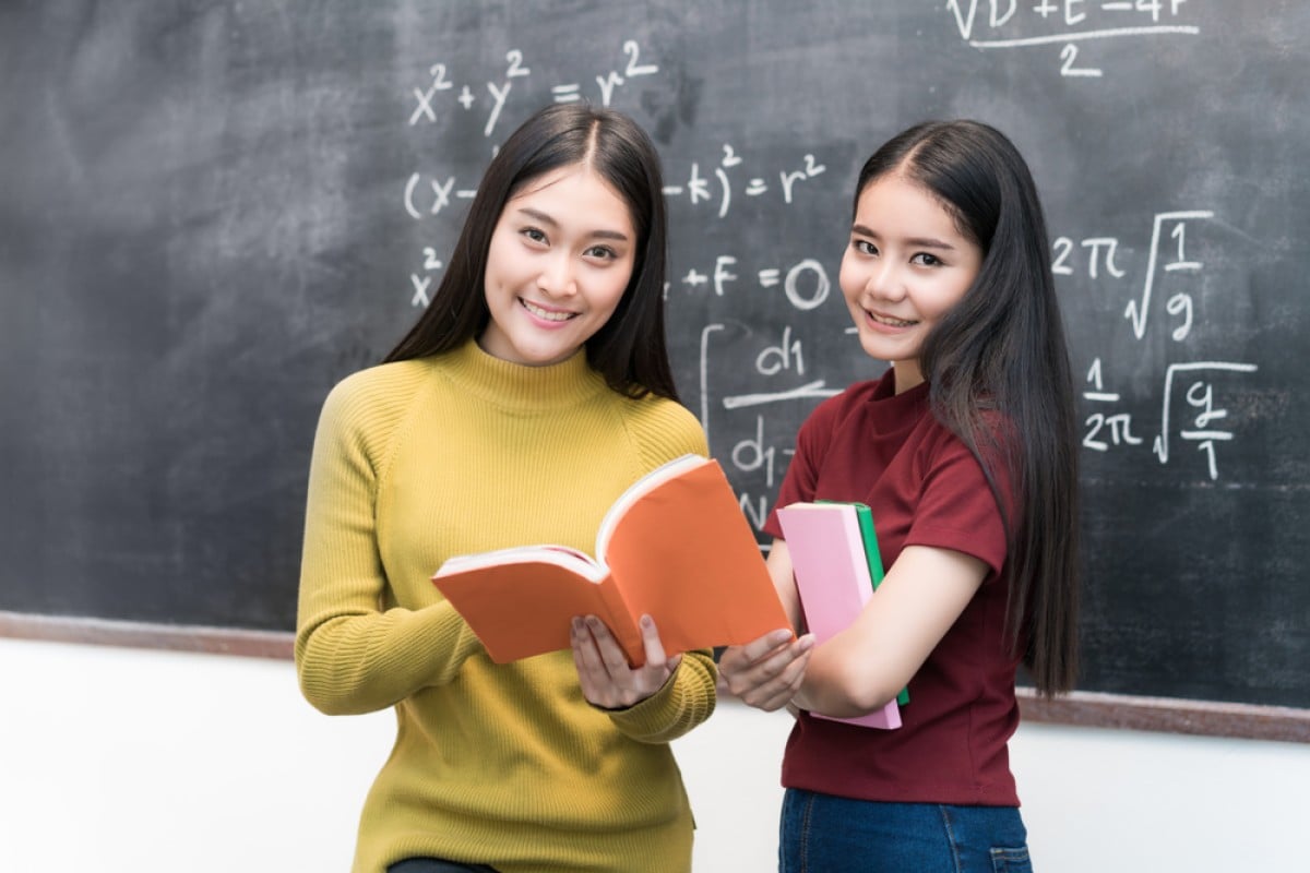 What key knowledge do you need for the HKDSE maths exam?