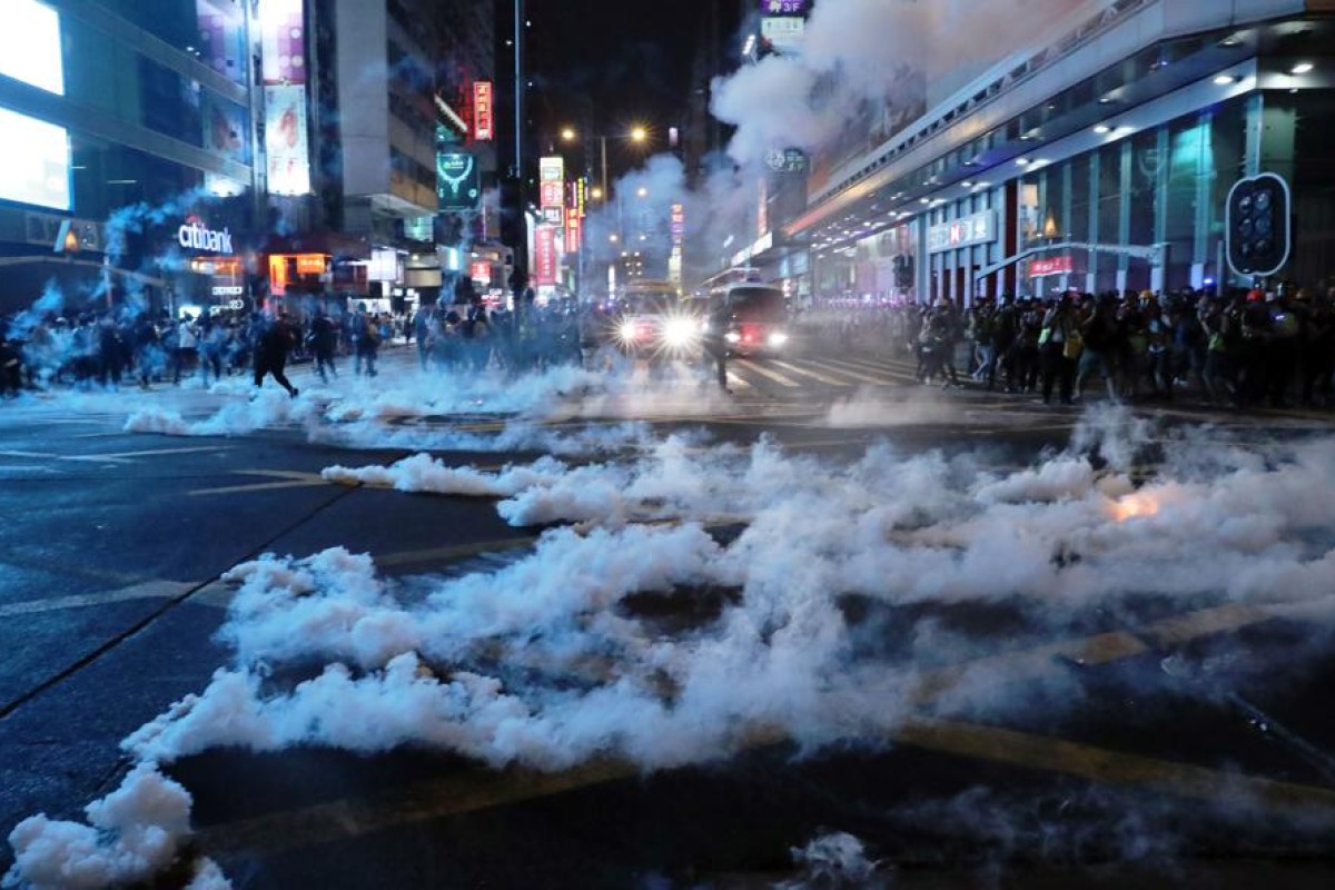 What Effects Can Tear Gas Have On Your Health And The Environment   Tear Gas 2 