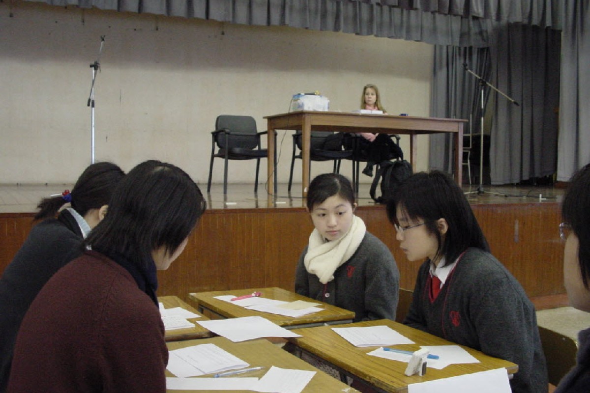 Students should turn up early on the day of the Chinese Language speaking exam.