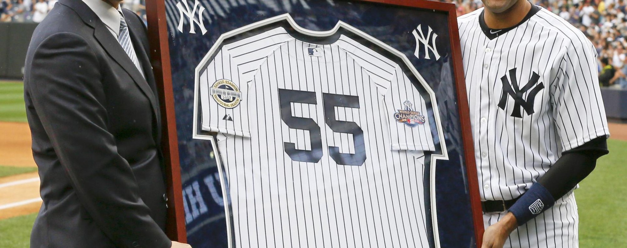 Baseball fans give retired Matsui a farewell to remember