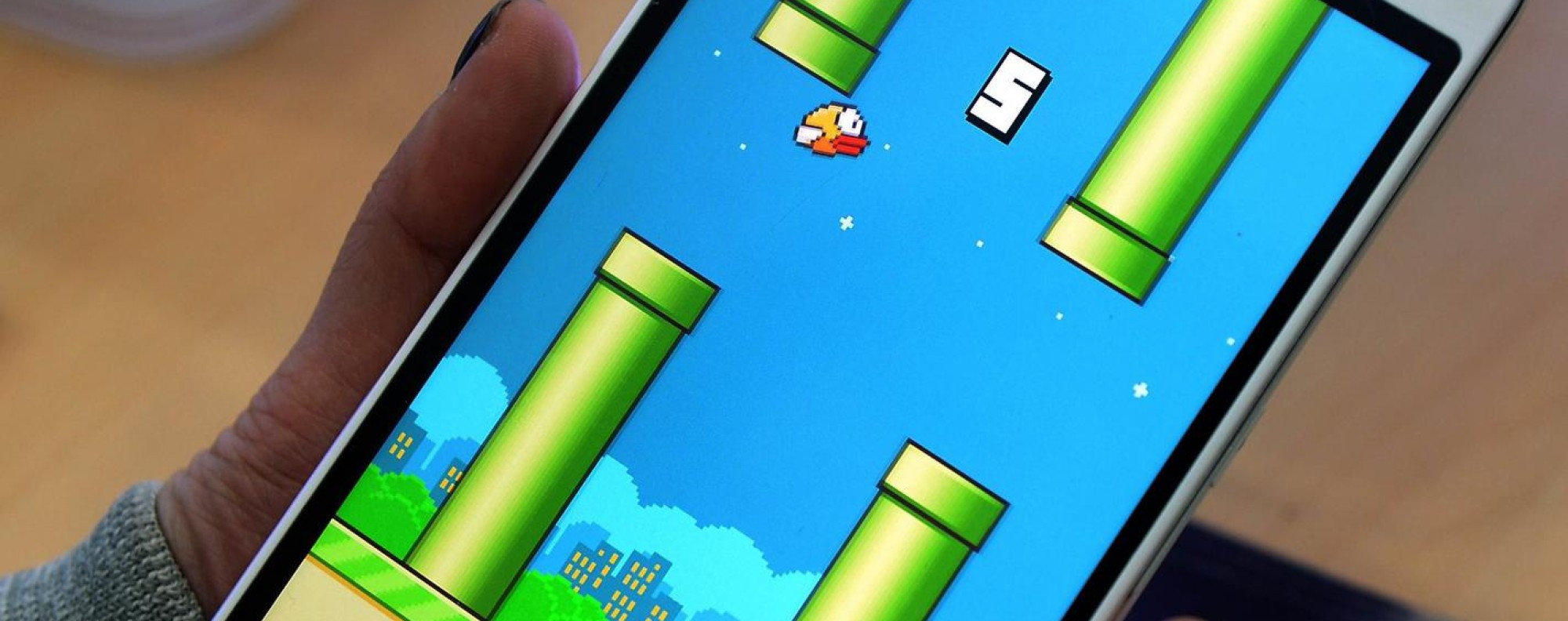 Creator pulls 'Flappy Bird' from app stores