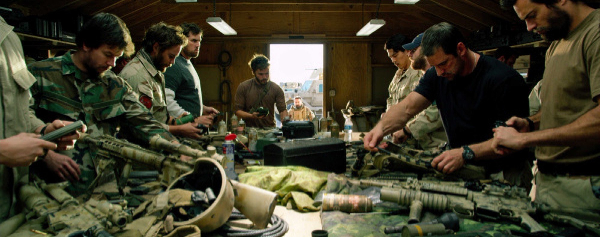 Lone Survivor' Screening Scores on Strength of Mark Wahlberg, Navy SEAL  Marcus Luttrell