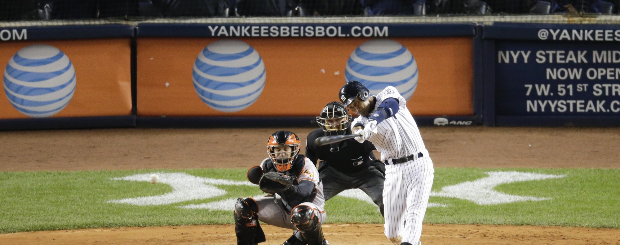 Jeter returns to Yankee Stadium as Williams' No. 51 retired, Sports