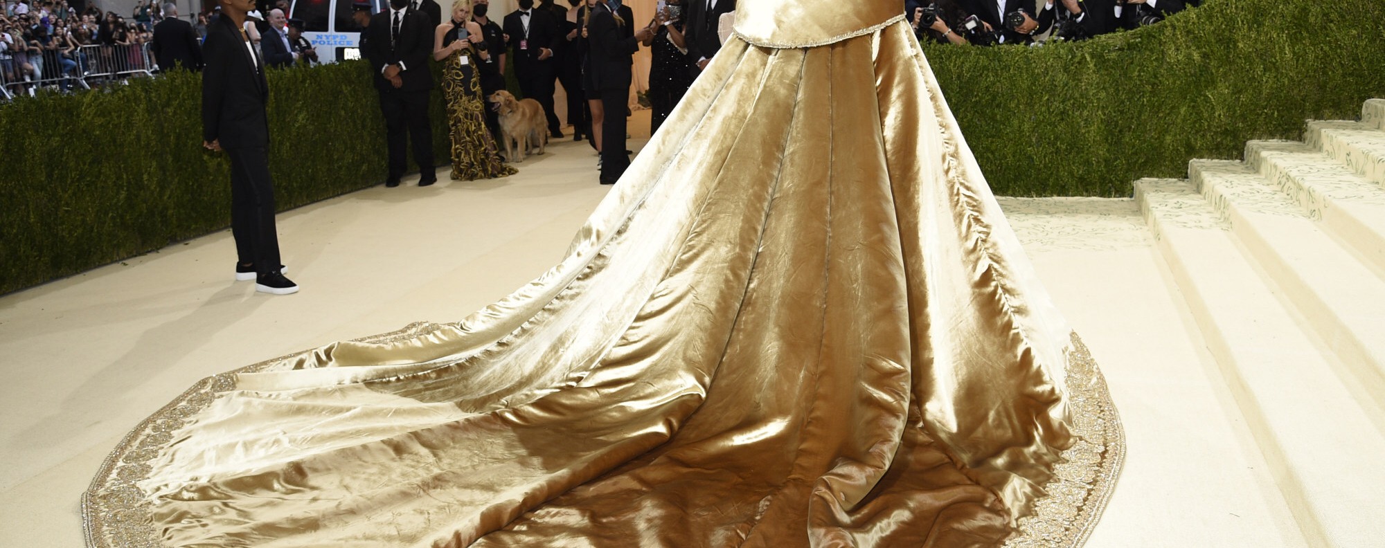 The best and worst dressed celebrities at the Met Gala 2021  Billie Eilish  channelled Marilyn Monroe in an Oscar de la Renta gown while Rihanna looked  mysterious in Balenciaga | South