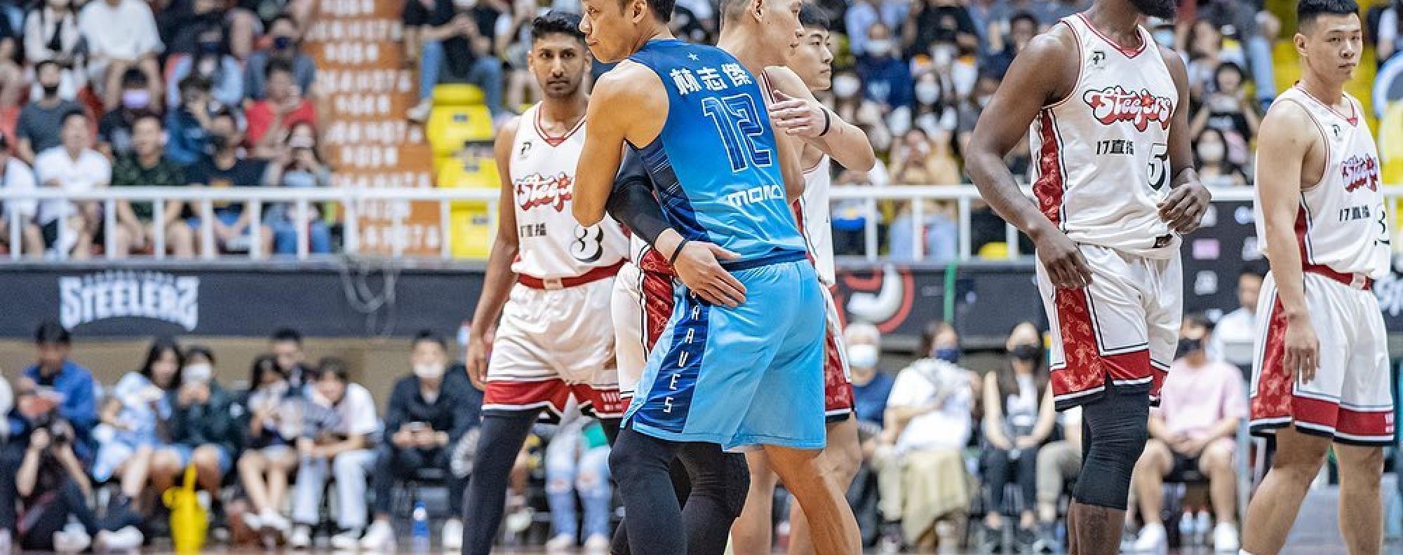 Lin Chih-chieh is not just providing experience and leadership for  P.LEAGUE+ champs Taipei Fubon Braves — the 41-year-old is still scoring!…