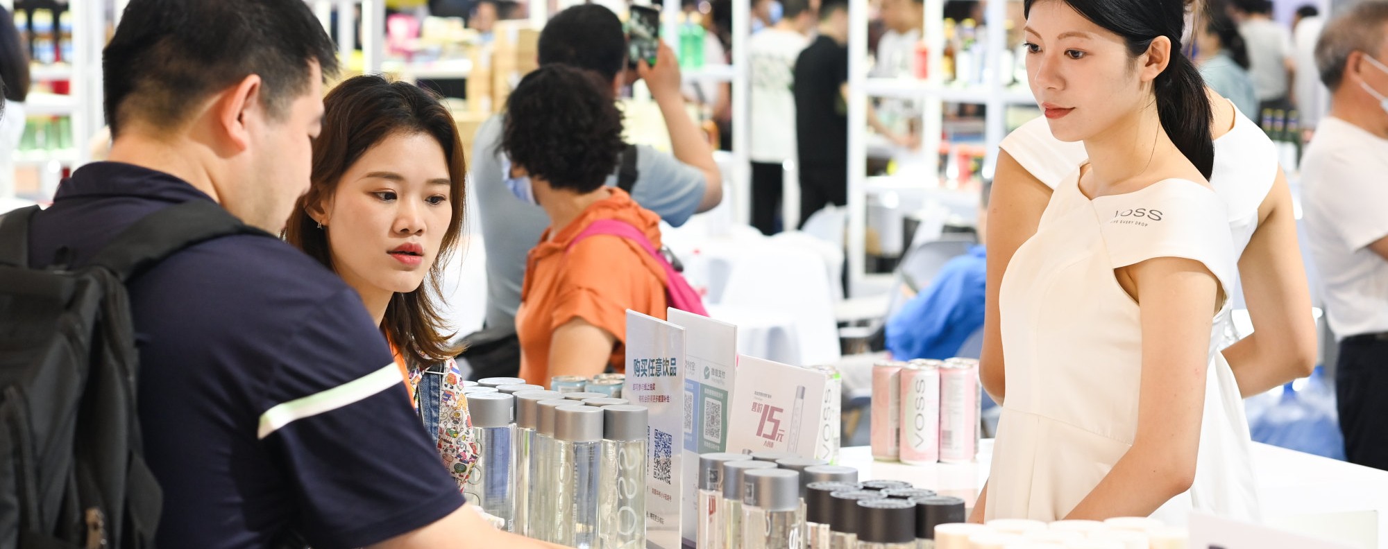 Estée Lauder opens its largest global travel retail store with CDFG in  Hainan