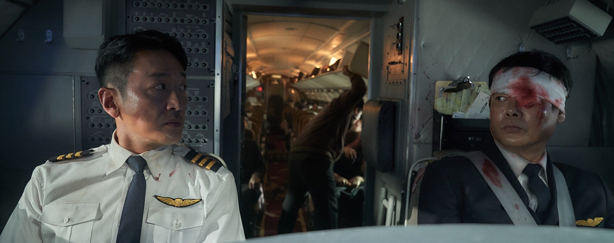 Review | Hijack 1971 movie review: Ha Jung-woo plays pilot in engrossing Korean terrorist thriller | South China Morning Post