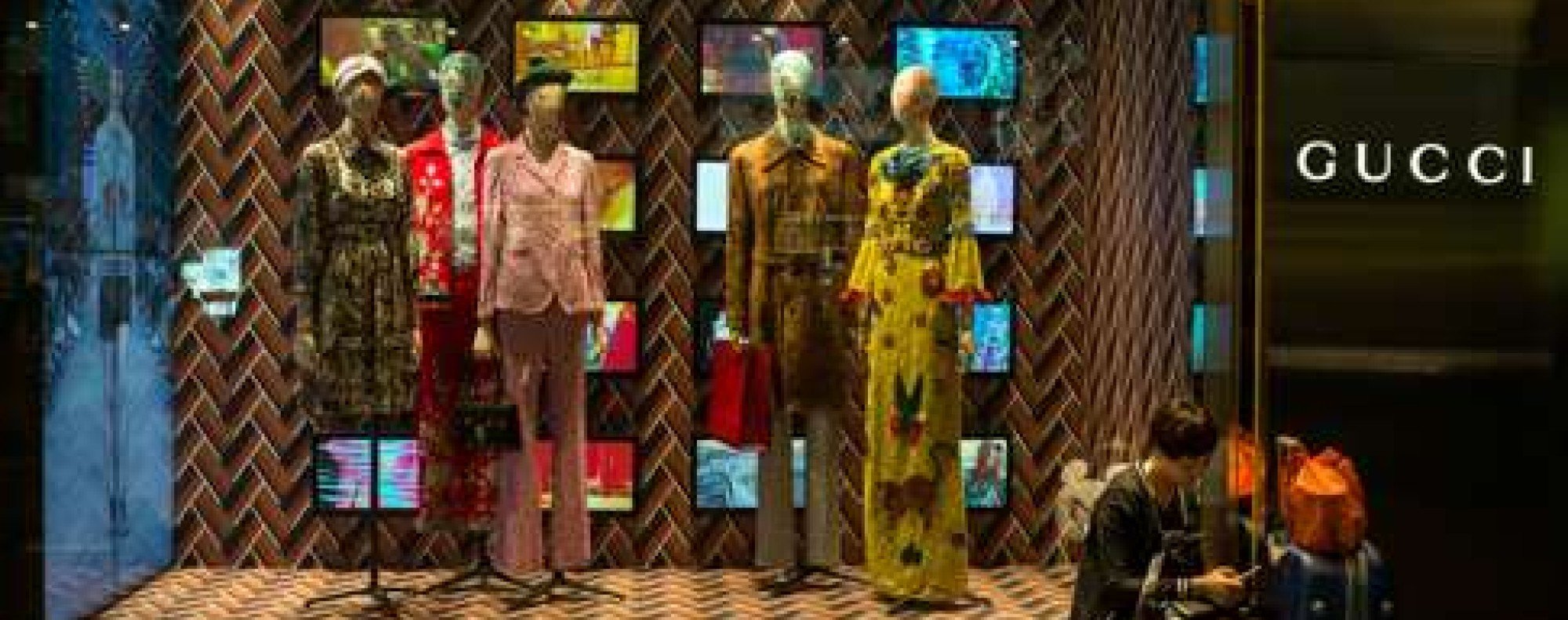 Gucci  Visual Merchandising in Luxury & Fashion Industry