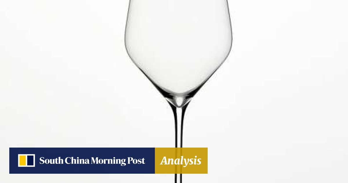 How to choose the right wine glass - experts' advice