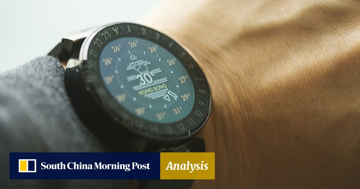 Review Louis Vuitton s Tambour Horizon smartwatch lacks fitness features but oozes versatility South China Morning Post