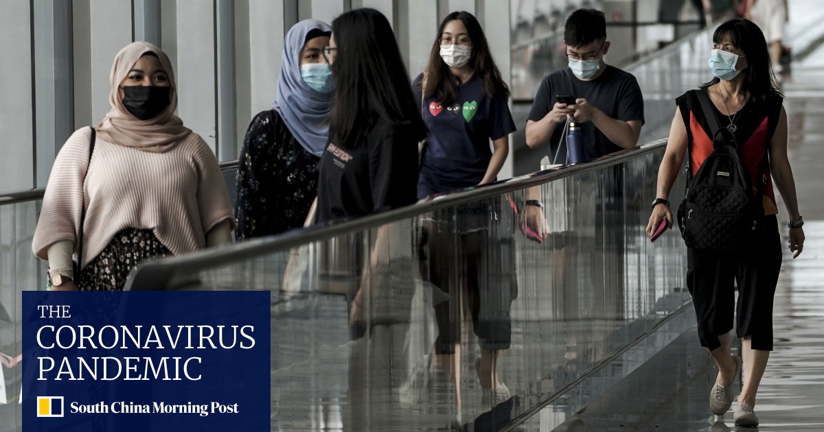 Chinese nationals in Singapore criticise move to ease indoor mask mandate