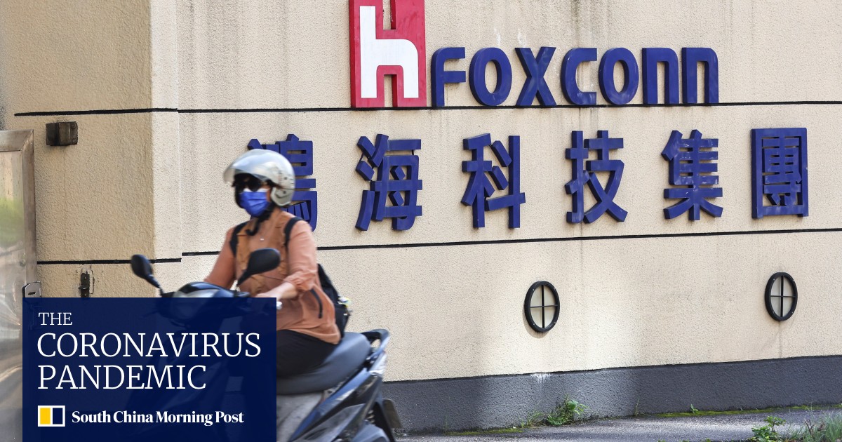 Foxconn’s iPhone factory dangles bonuses for workers to stay longer