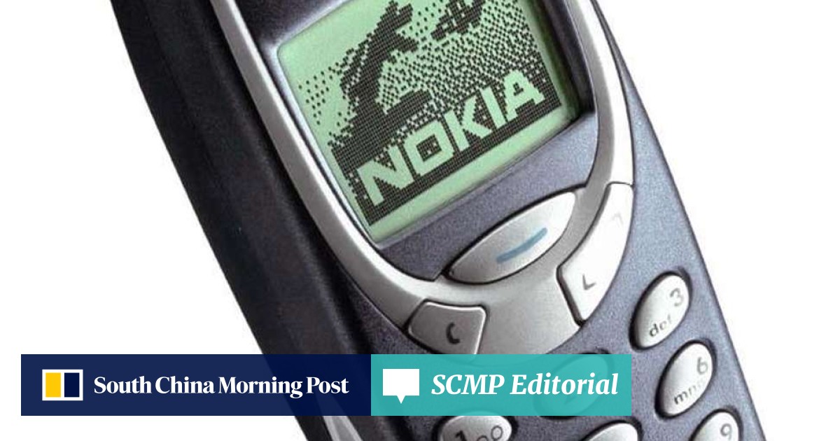 Nokia 3310 snake hi-res stock photography and images - Alamy