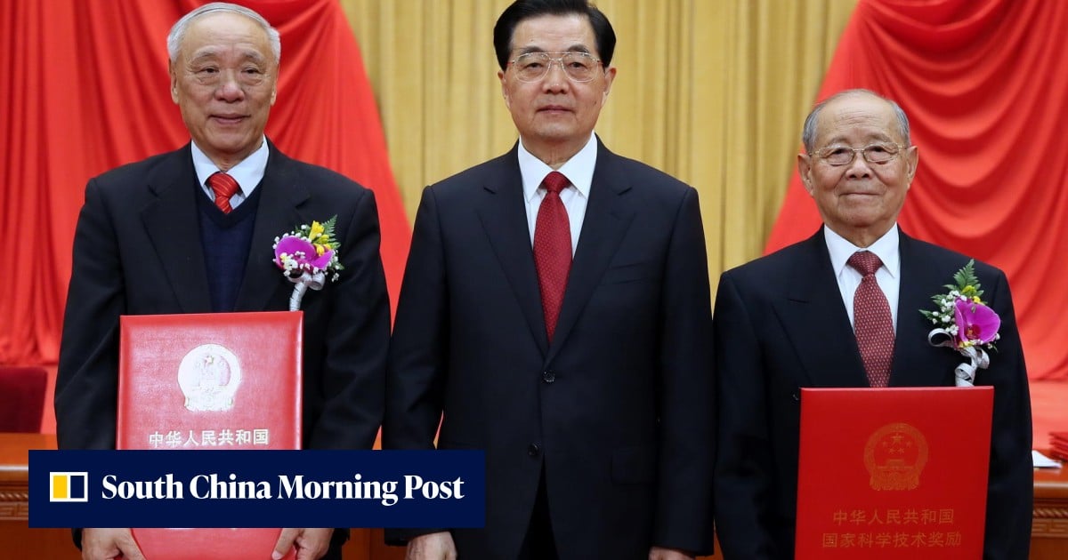 Military scientists Wang Xiaomo and Zheng Zhemin win prestigious award ...