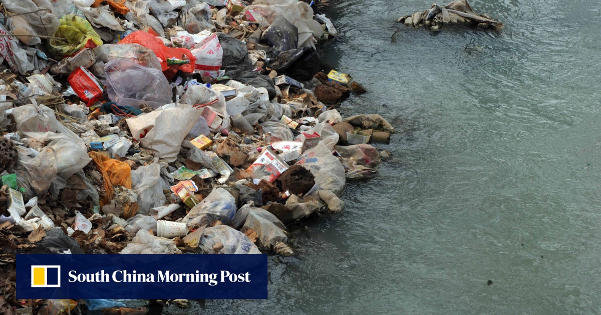 Documentary maker captures mounting waste from Chinese population boom