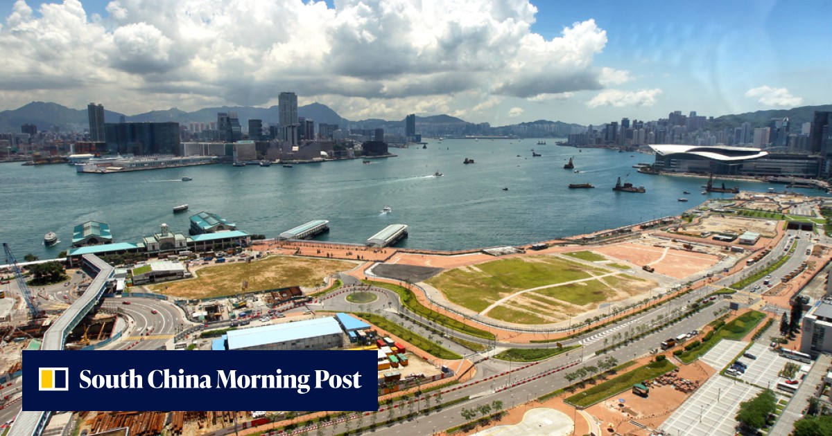 Keep controversial waterfront as public open space
