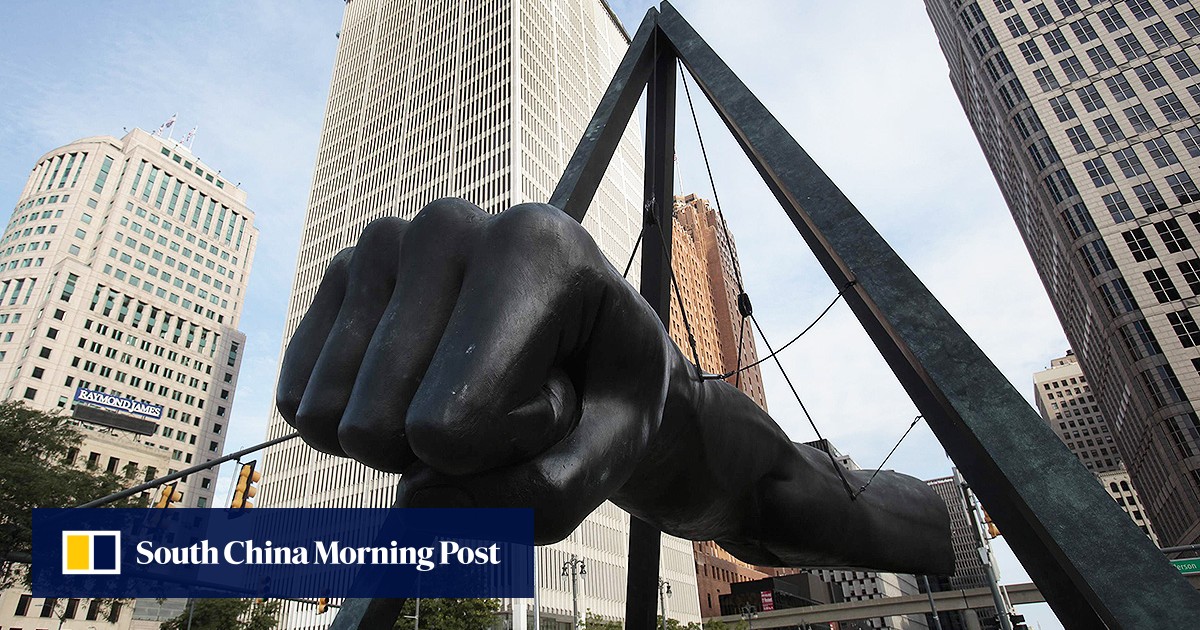 Detroit S Emergency Manager Steps Down As City Nears End Of Bankruptcy