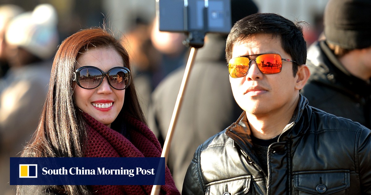 China's Forbidden City joins selfie stick ban over fears of causing