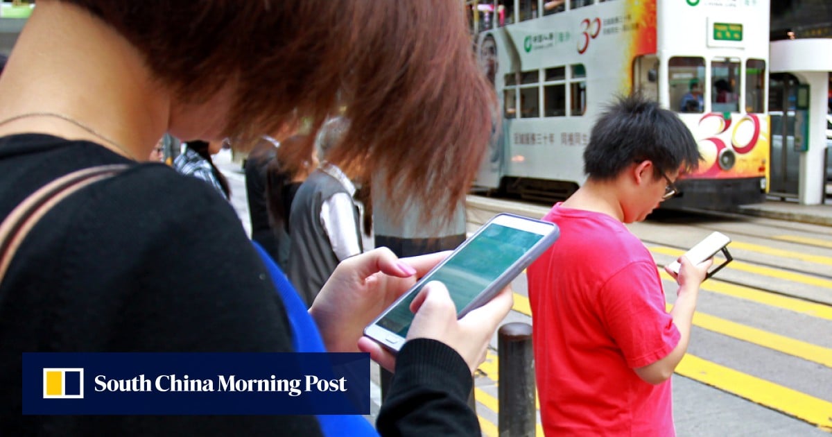 Hong Kong should make full use of all available phone numbers before