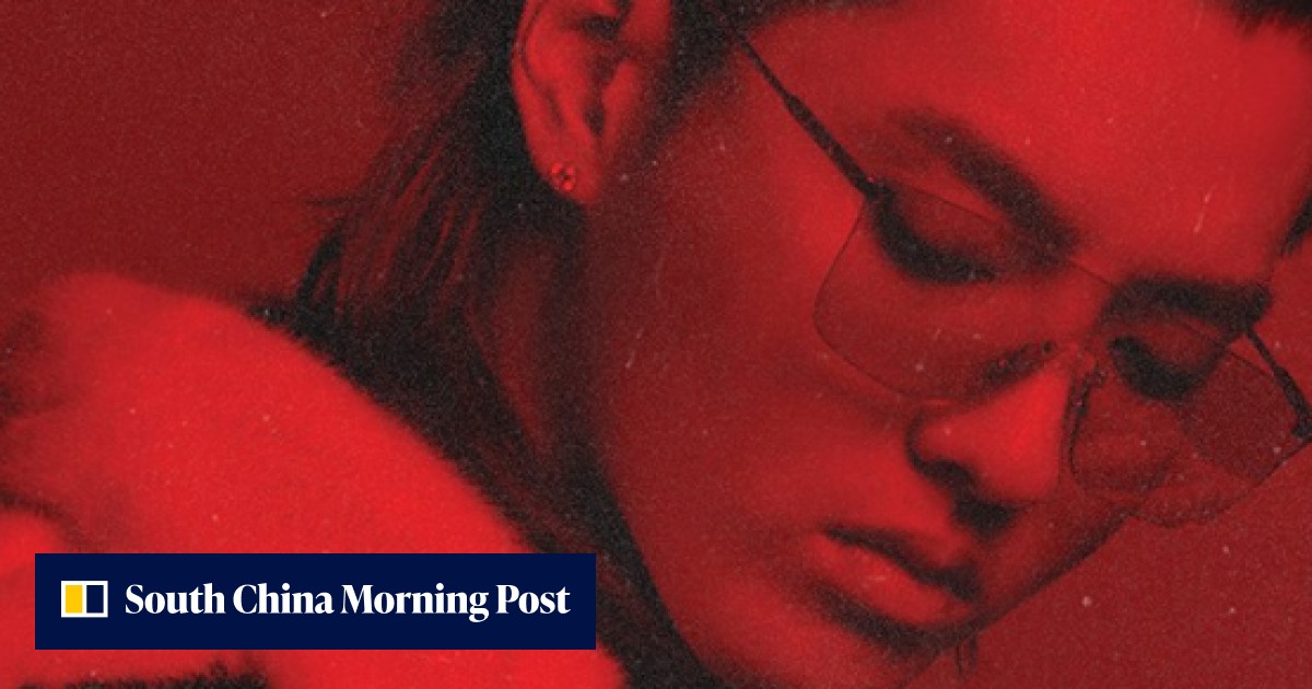 A Chinese rapper topped Ariana Grande in iTunes sales. But did bots buy ...