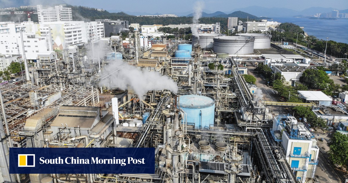 Hong Kong to update airquality plan, with city’s power companies