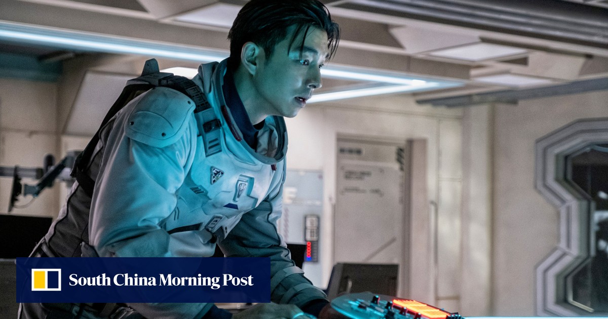 Jung Woo-sung and Netflix-Produced Drama The Sea of Silence Courting Gong  Yoo and Bae Doona
