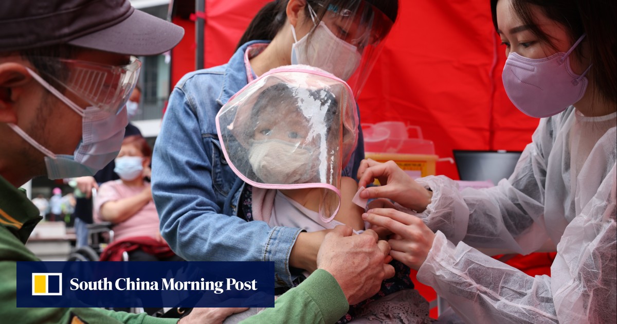 Hong Kong vaccine expert says no serious side effects reported among