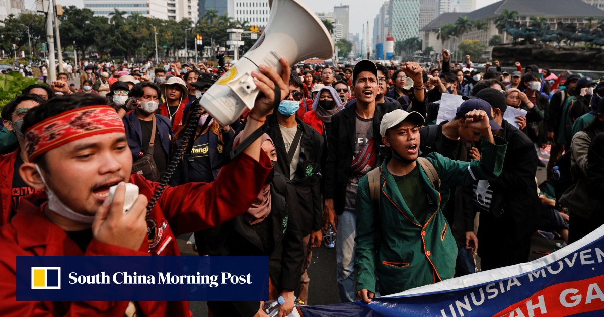 Indonesian police fire tear gas as students protest against rumoured