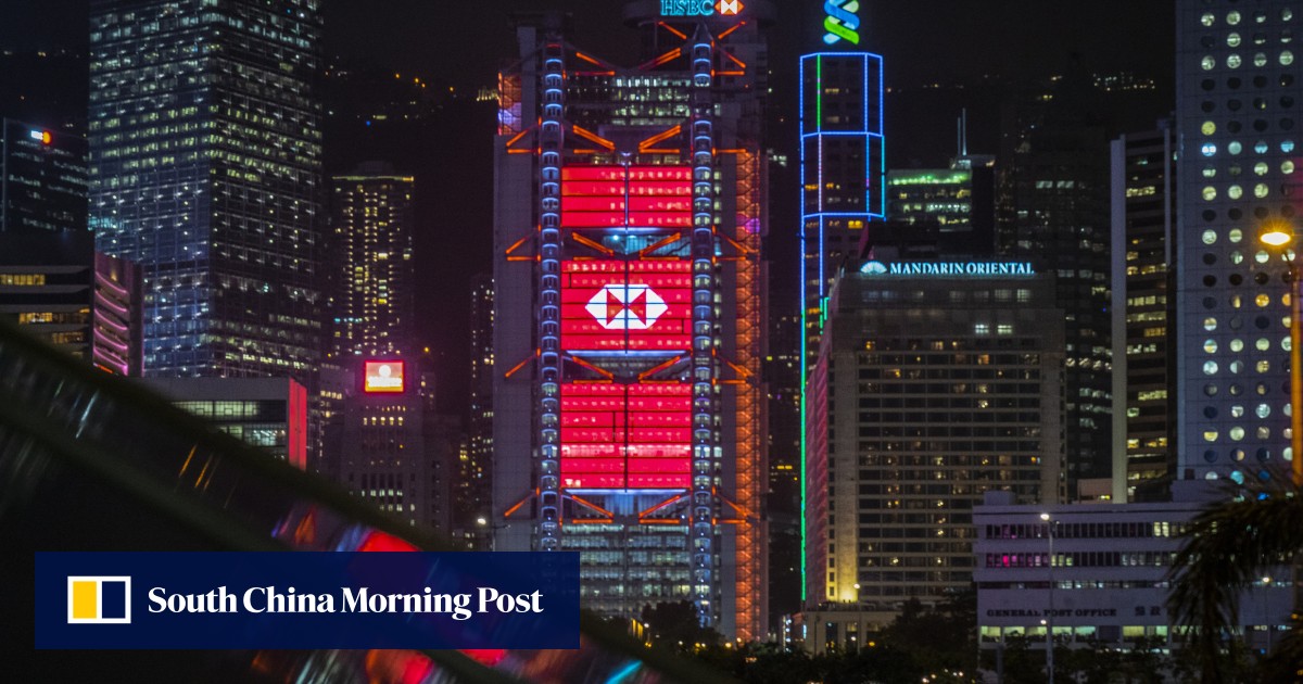 Top banker quits hsbc after suspension over climate-change comments