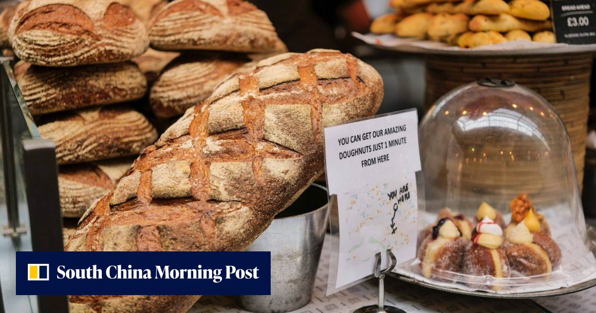 UK inflation hits double digits, a new 40-year high, as cost of living ...
