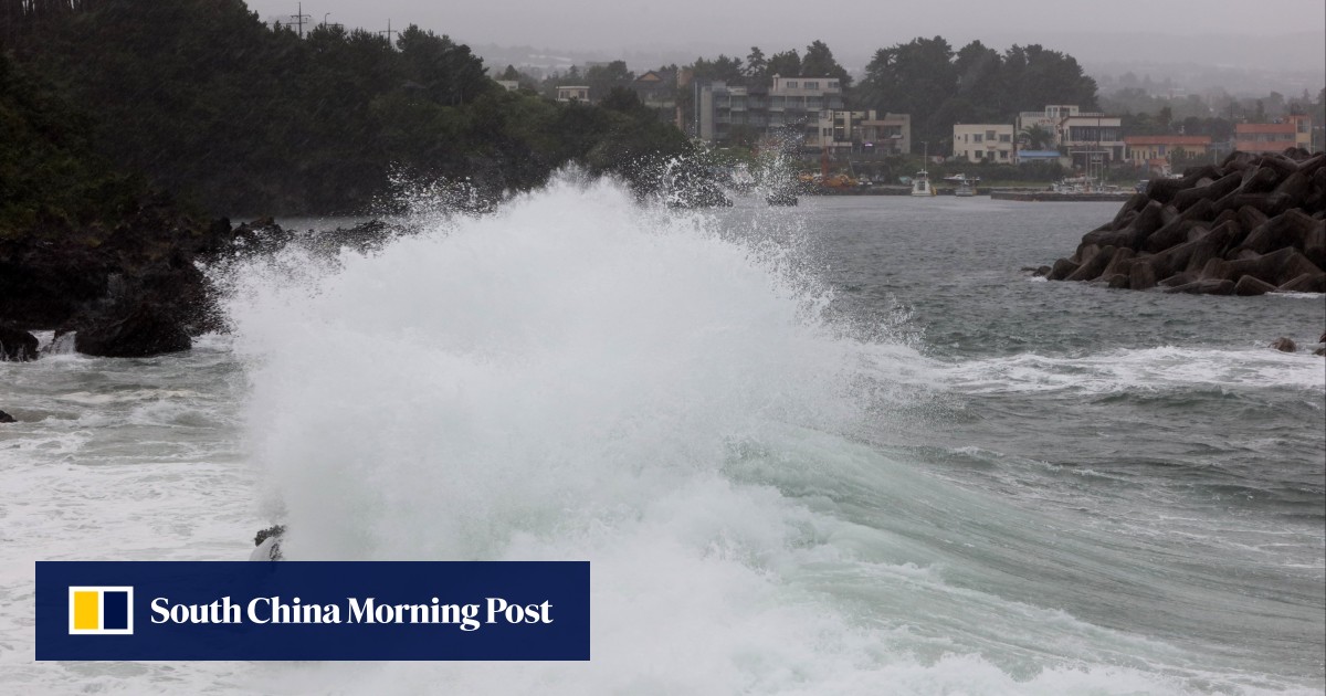 Typhoon Hinnamnor threatens catastrophic damage in South Korea | South ...