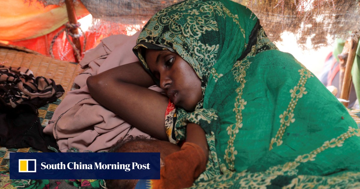 ‘Famine at Somalia’s door’, says UN humanitarian chief; 7.8 million – half the population – facing crisis hunger levels