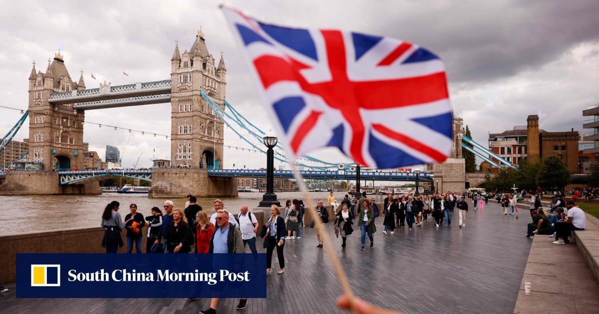 ‘The Queue’ to see Queen Elizabeth sparks UK pride: ‘a triumph of ...
