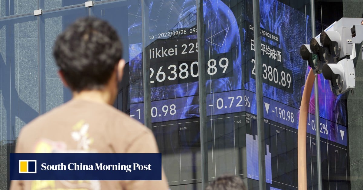 Global Funds Are Pulling Their Money From Asia Faster Than During The global-funds-are-pulling-their-money-from-asia-faster-than-during-the