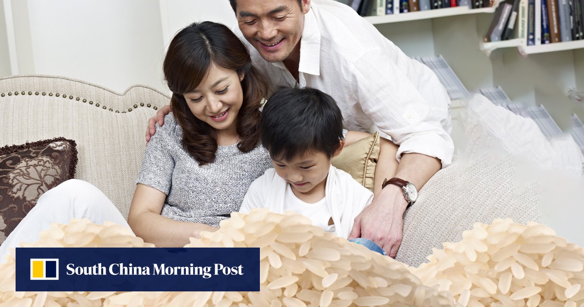 Count 10,000 grains of rice homework: Chinese man helping son finish ...