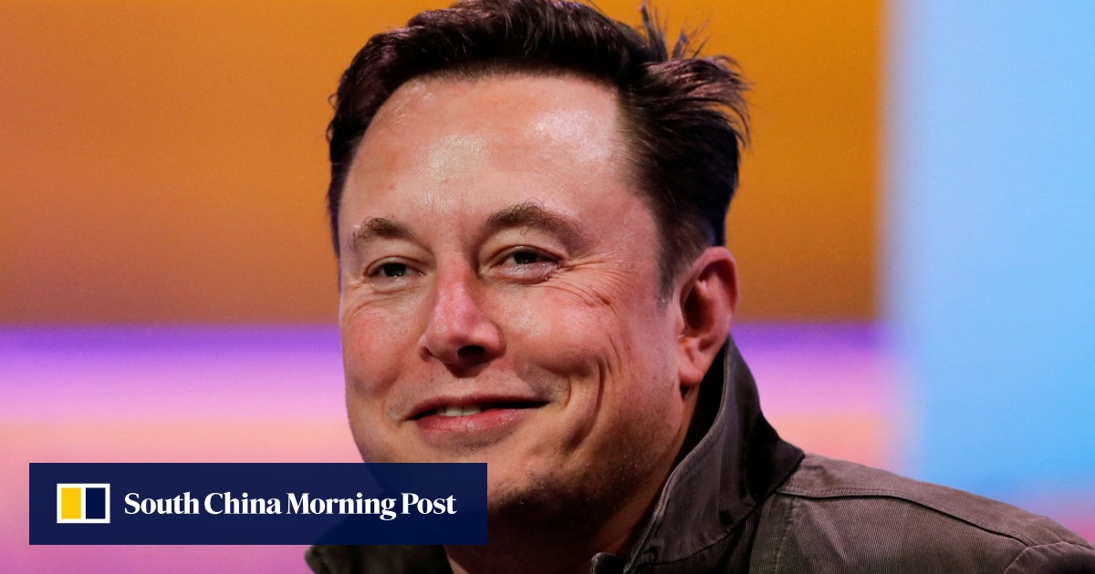 Twitter tumbles as US weighs security reviews for Musk deals | South