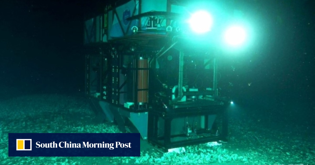 Chinese ocean research station takes deep dive for long look at