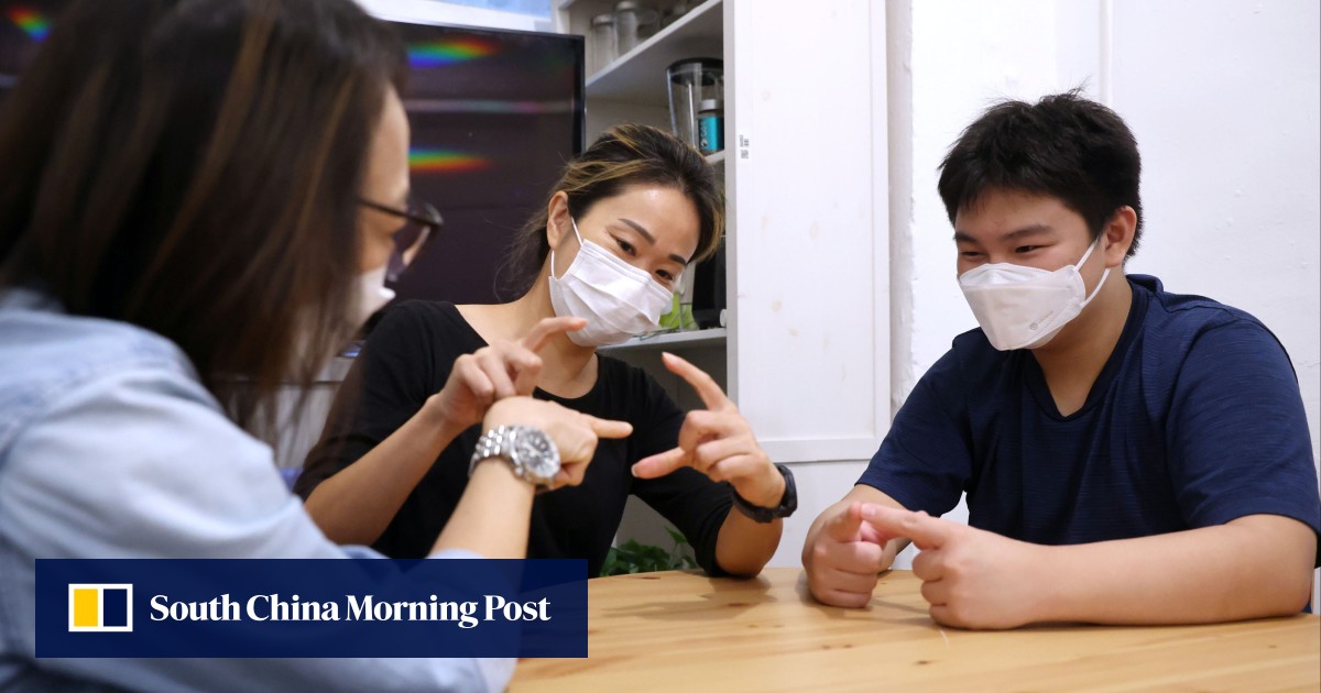 operation-santa-claus-hong-kong-charity-teaching-special-needs