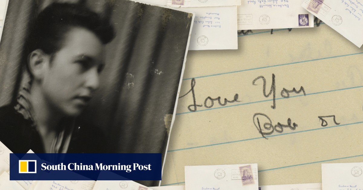 Collection of love letters written by Bob Dylan sells for US0,000